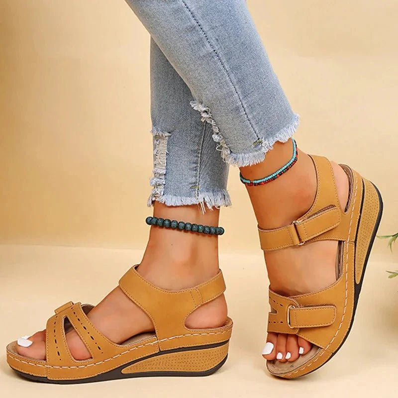Sandales talons hauts noir femme élégantes