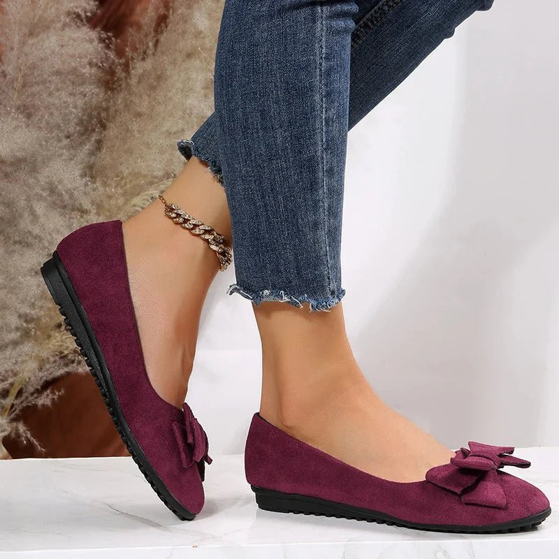 Ballerines Femmes en Suède Rouge avec Ruban - LuxeStyle