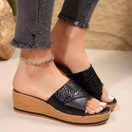 Sandales Platesformes pour Femmes avec Brides Brodées pour Été - LuxeStyle