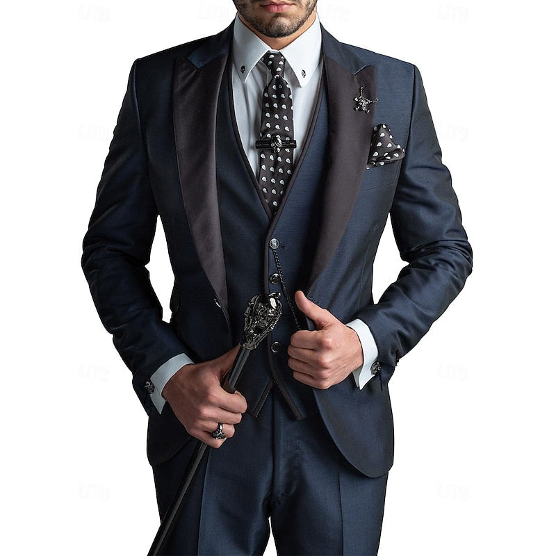 Costume Homme Élégant Noir avec Gilet et Nœud Papillon