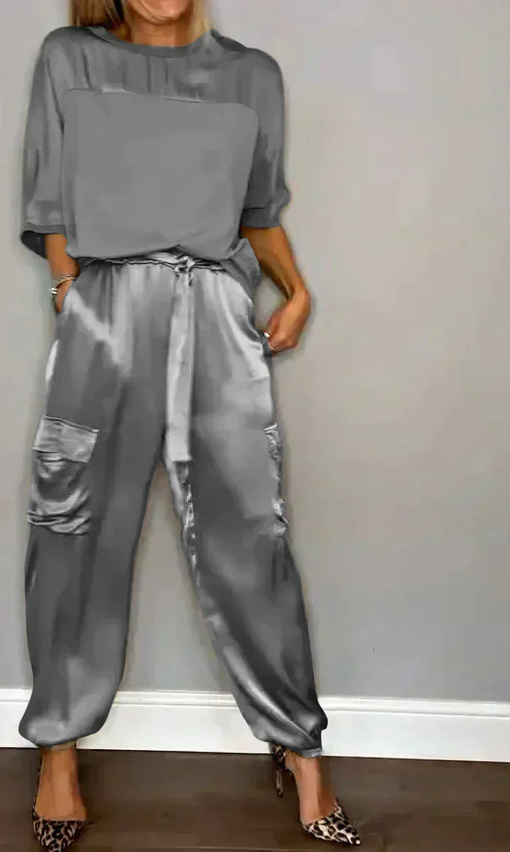 Ensemble Femme Élégant Beige avec Pantalon Combiné et Top Décolleté