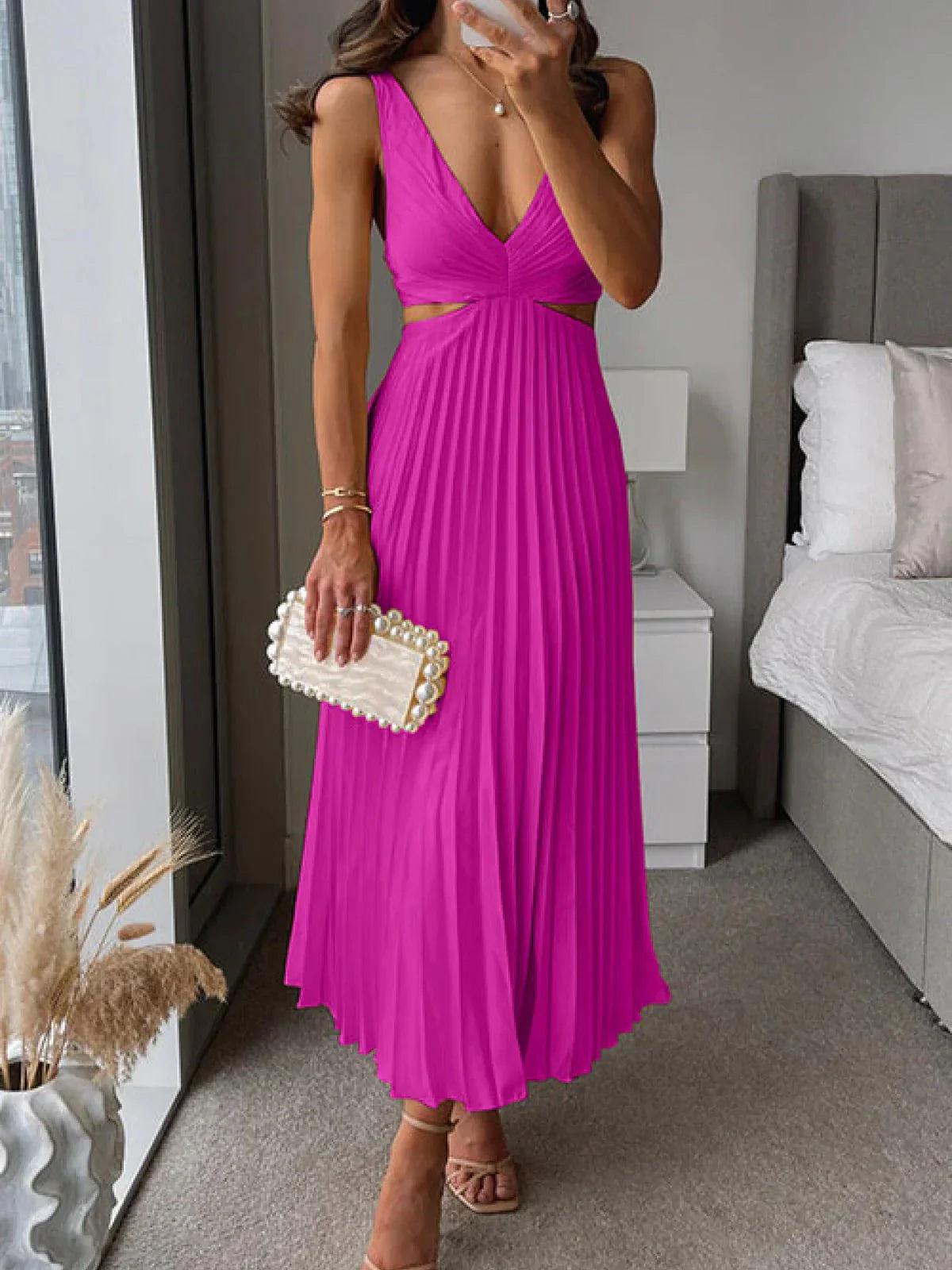 Robe Femme Élégante en Soie - Robe Mi-Longue Décolletée avec Plis Sophistiqués