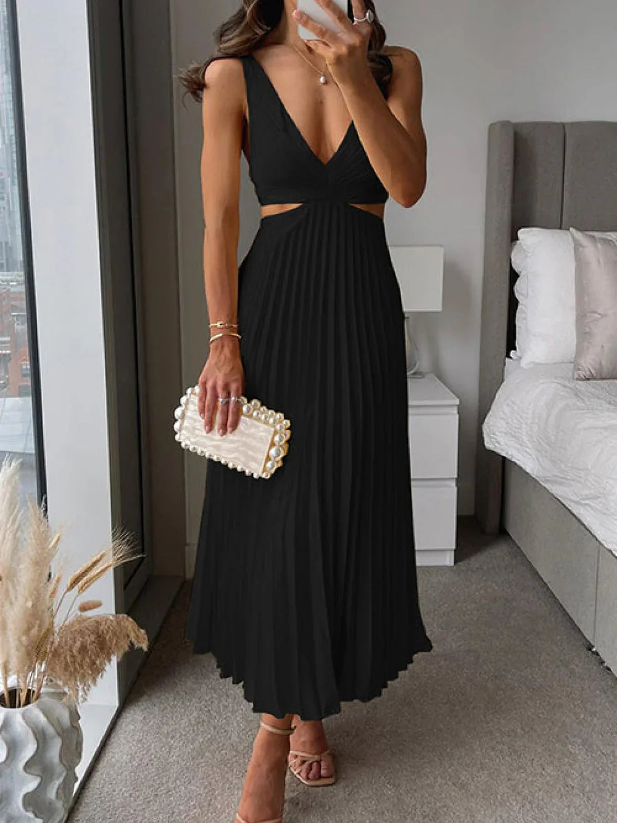 Robe Femme Élégante en Soie - Robe Mi-Longue Décolletée avec Plis Sophistiqués