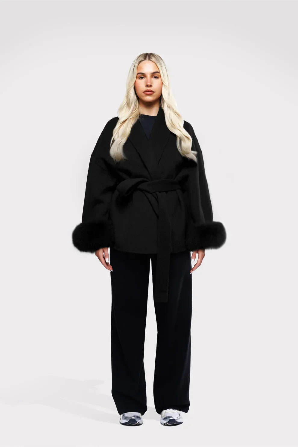 Manteau Femme Élégant Hiver – Veste Chic avec Fourrure Synthétique & Ceinture