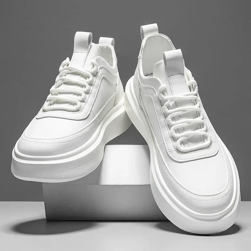 Baskets Chic en Cuir avec Lacets et Style Détendu - LuxeStyle