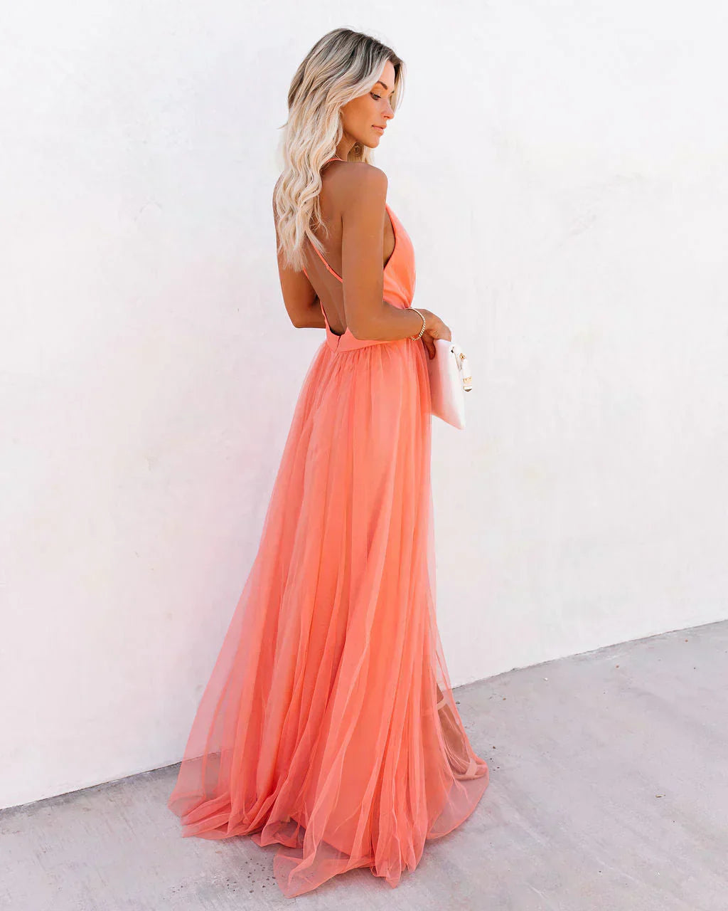 Robe Longue Féminine Élégante – Robe de Soirée Chic pour Femme - LuxeStyle