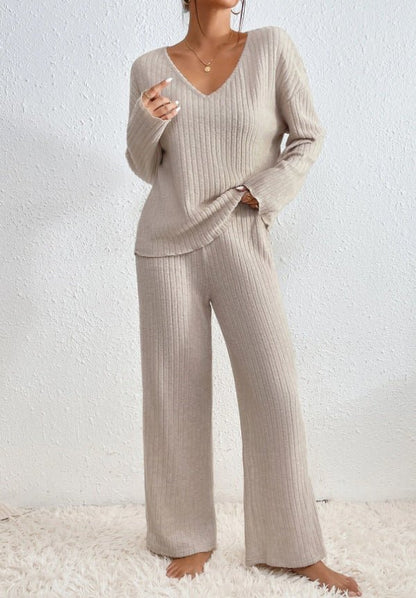 Pyjama Femme Douillet Beige Manches Longues Col Montant