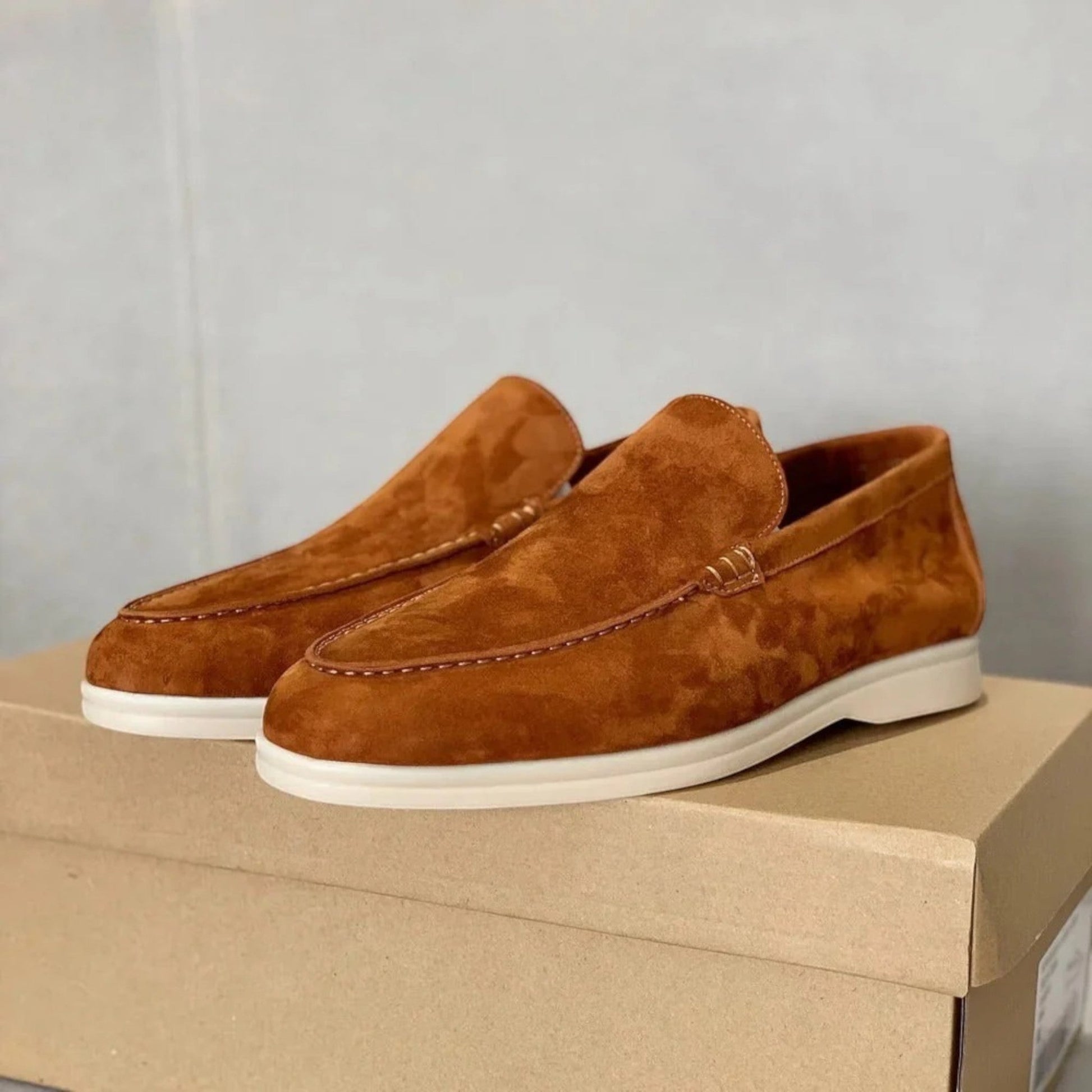 Mocassins Homme Suède Chic et Confortables - LuxeStyle