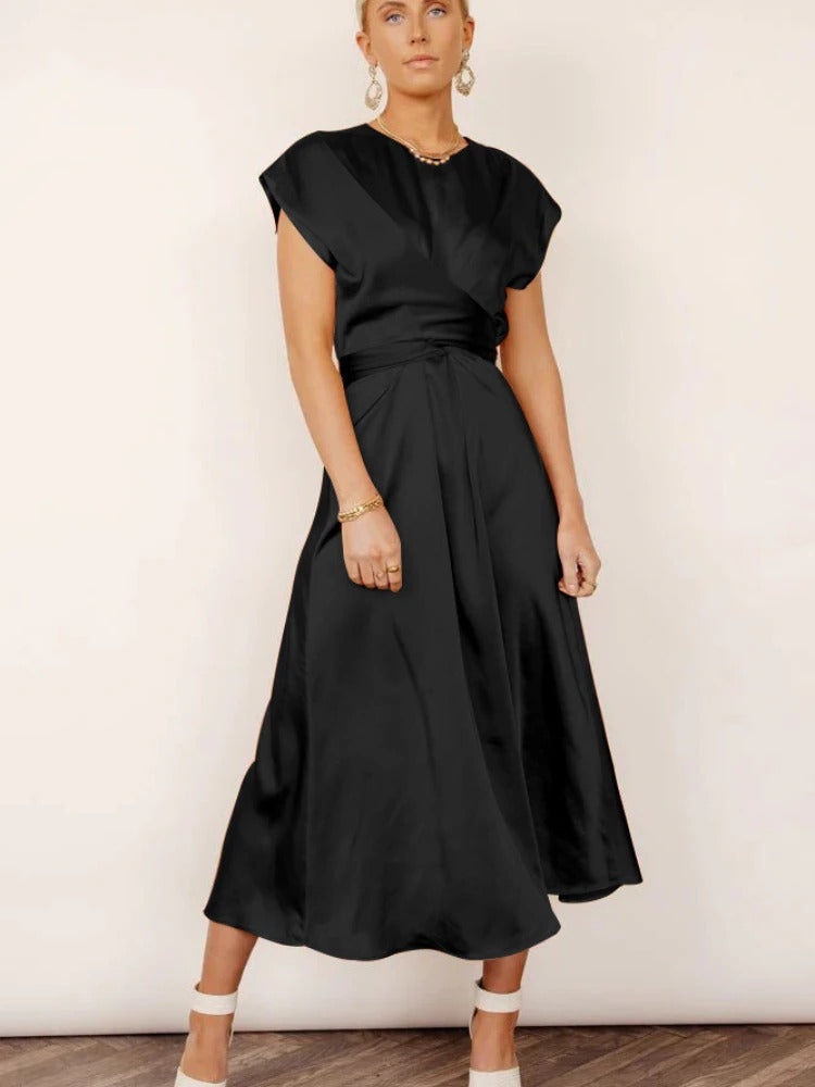 SilkCross™ – Robe Femme Satinée Ceinture Croisée