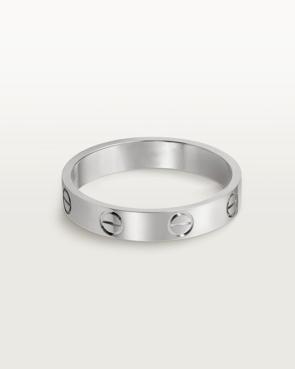 Bague Acier Brillant avec Clous Élégants - LuxeStyle