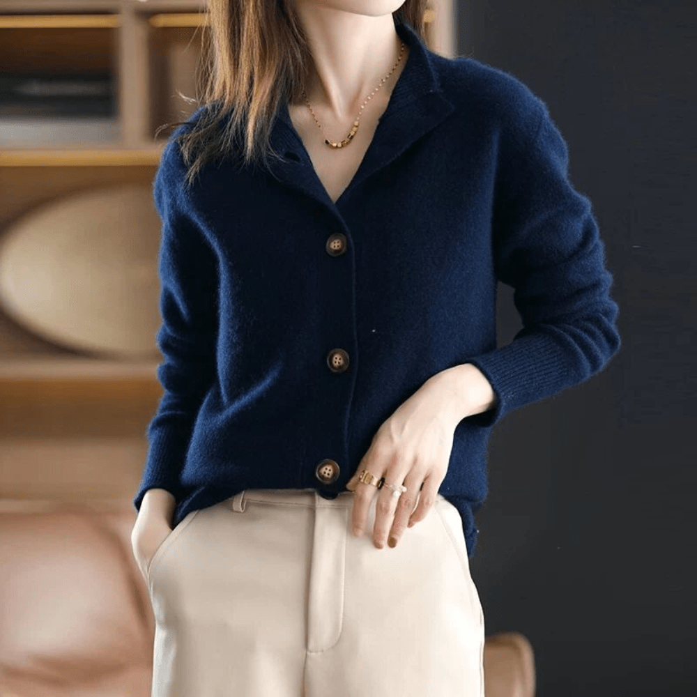 Cardigan Femme Très Doux avec Col V et Fermeture Élégante